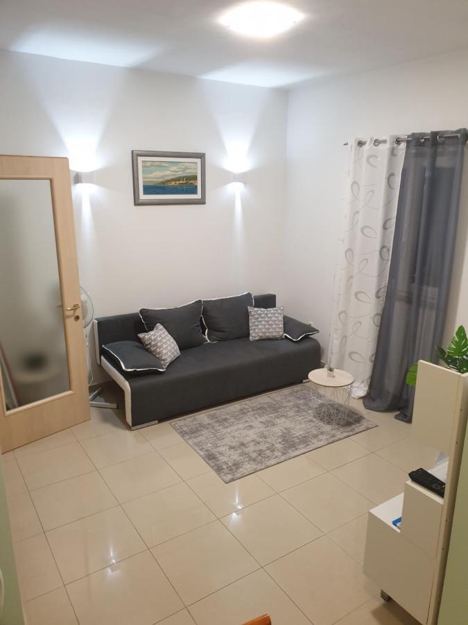 Apartamento Sophos Supetar Exterior foto